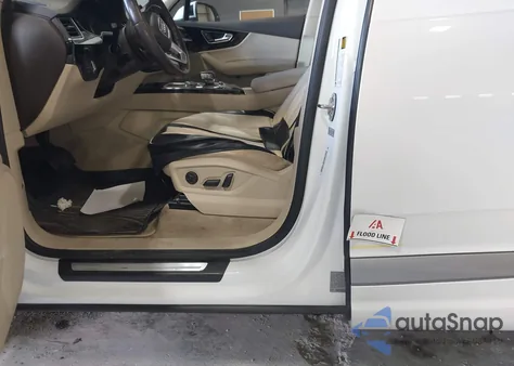 2017 Audi Q7 3.0T Premium z USA, uszkodzony, nr VIN WA1LAAF74HD007536